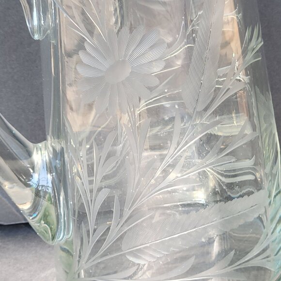 Vintage Clear Etched Glass Pitcher With Floral Design & Handle 9" - Picture 16 of 16